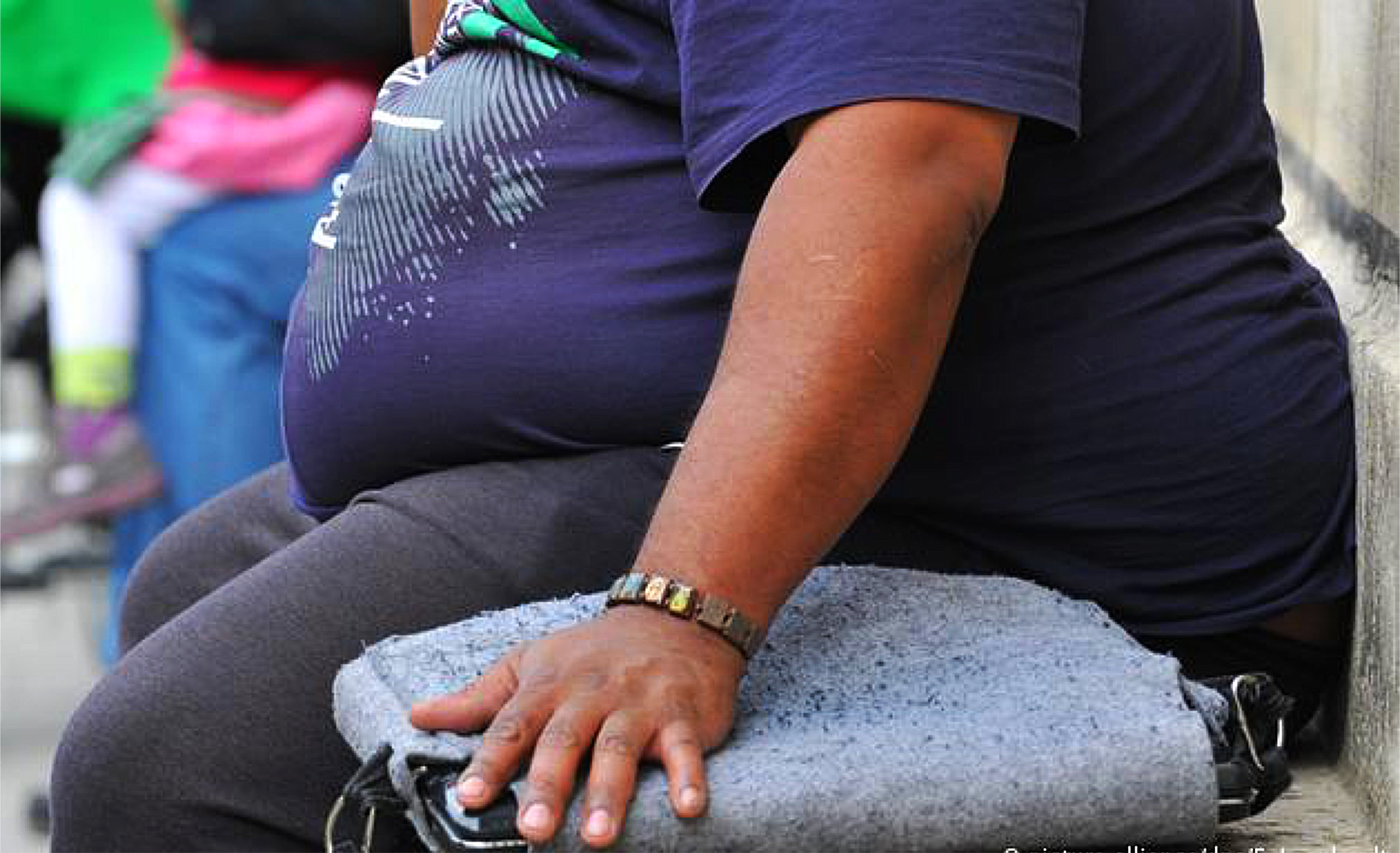 Homme obese Homme africain obèse - Tambourafrik